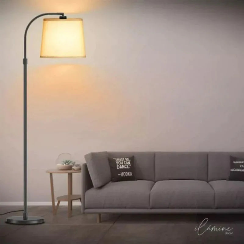 Luminária de Chão Dimerizável com 3 Níveis de Iluminação