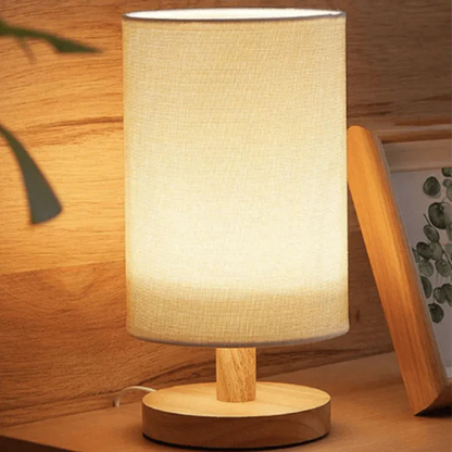 Luminária de Mesa para Quarto em Linho e Madeira